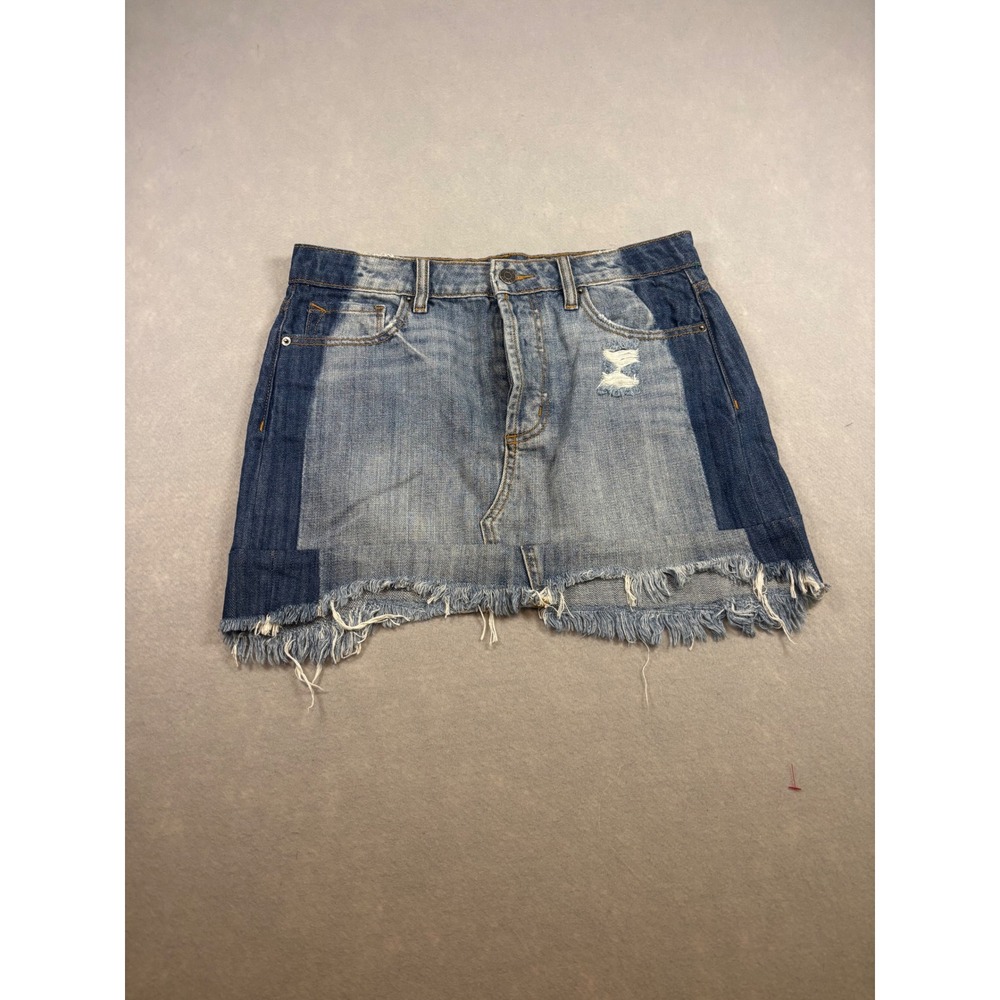 Hidden Jeans Two Tone Distressed Denim Mini Skirt Blue Frayed Hem Womens Size M